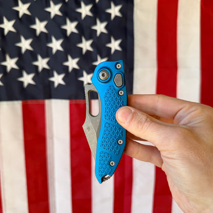 Microtech Auto Stitch Blue Aluminum Apocalyptic, 3.7″ Blade, Made in USA (169-10APBL)