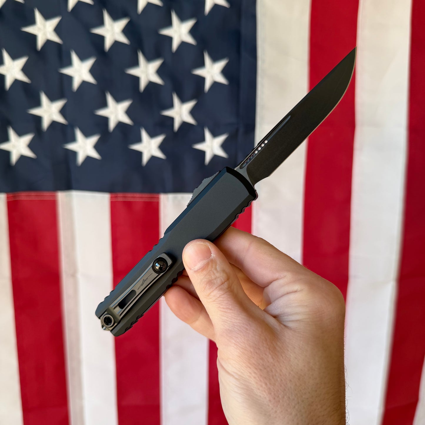 Ultratech Gen III ZBP S/E, 3.6″ M390MK Blade, DLC Shadow Signature Series (1121-1DLCTSH)