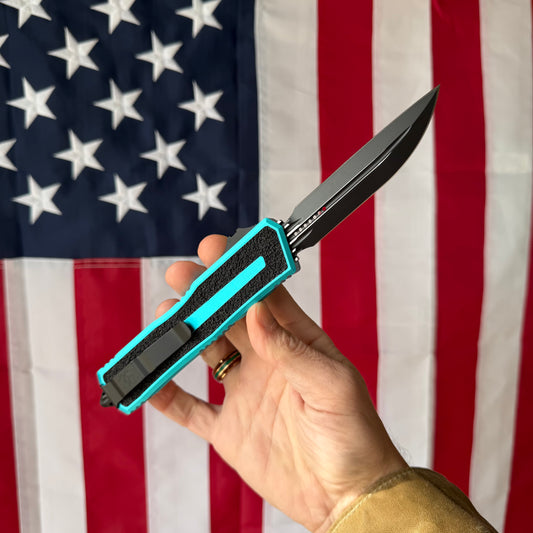 Microtech Scarab II Gen III Turquoise, 3.8 inch M390MK Dagger Blade, Automatic OTF, Made in USA (1180-1TQ)