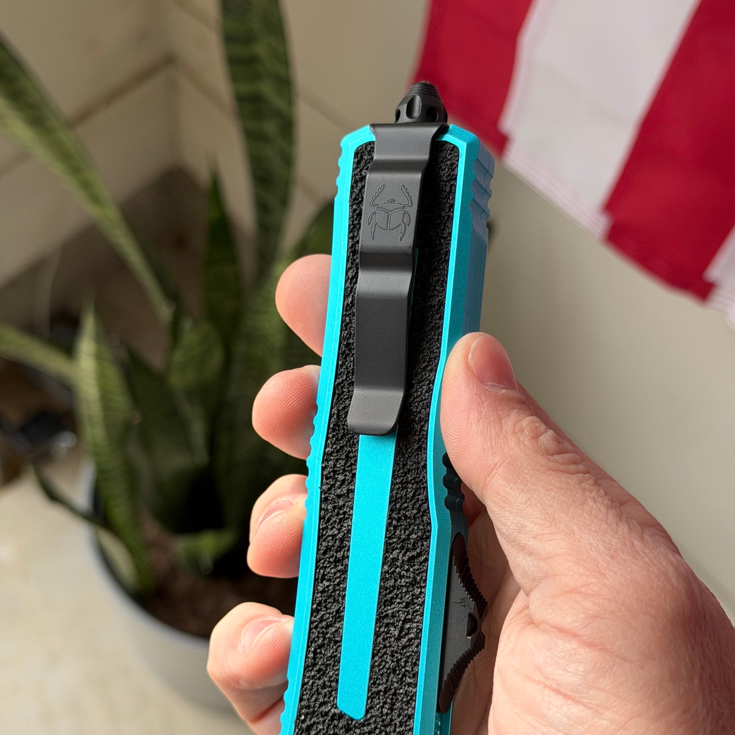 Microtech Scarab II Gen III Turquoise, 3.8 inch M390MK Dagger Blade, Automatic OTF, Made in USA (1180-1TQ)