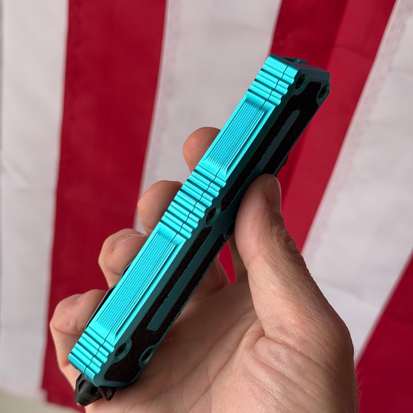 Microtech Scarab II Gen III Turquoise, 3.8 inch M390MK Dagger Blade, Automatic OTF, Made in USA (1180-1TQ)