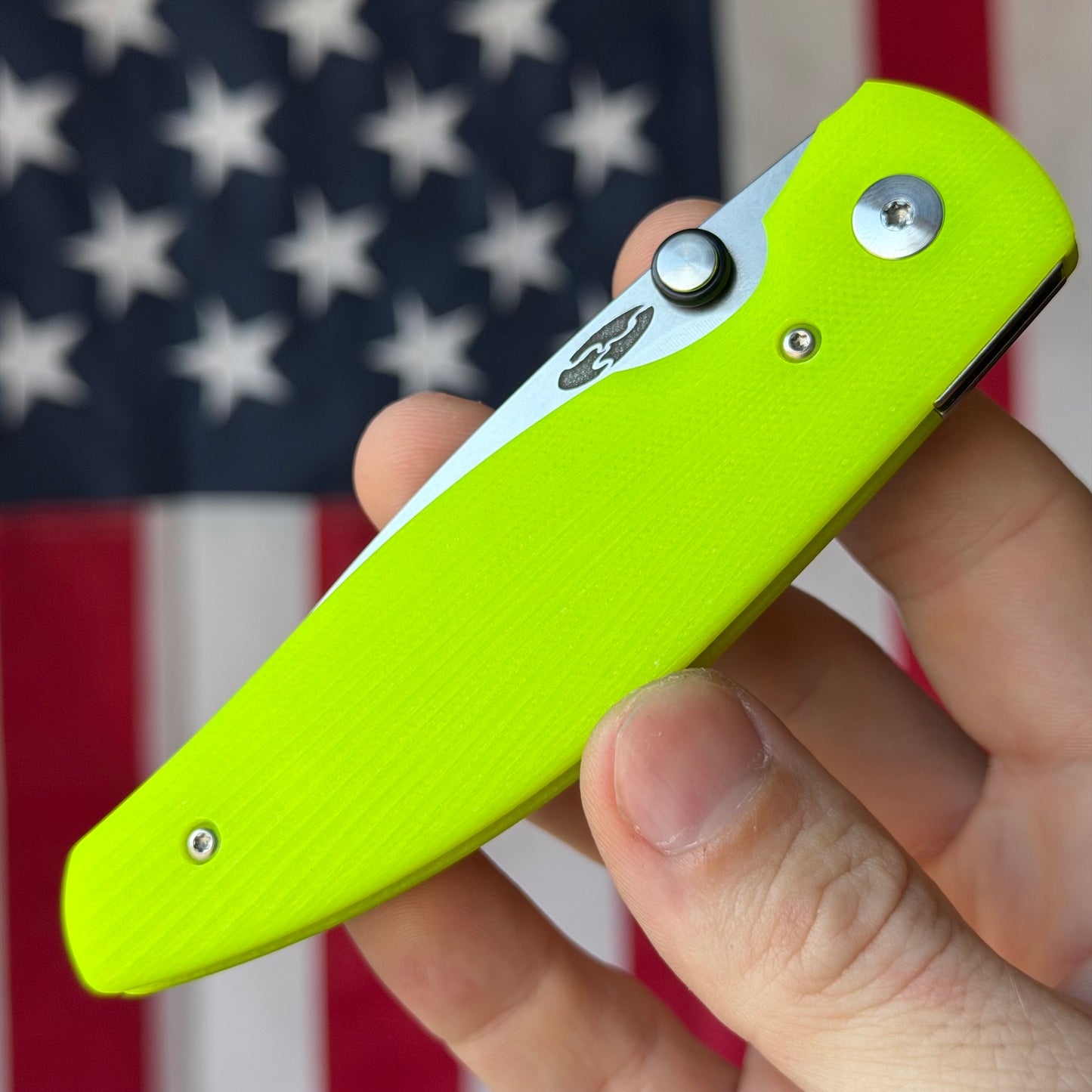 TRM ATOM Liner Lock - CPM-MagnaCut, Day Glo G10 3D Sunburst, Titanium Liners - Made in USA (DLR-ATM-G10-SB-DG)