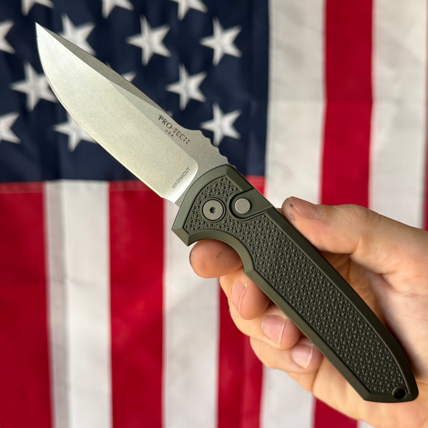 The Back Door: Pro-Tech Rockeye Auto - Green Aluminum, CPM-MagnaCut - Made in USA (LG3105-Green) (Trade In)