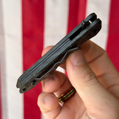 Heretic Jinn Manual - Fat Carbon Marble Glow, DLC MagnaCut Wharncliffe - Made in USA (H213-6A-MGCF)