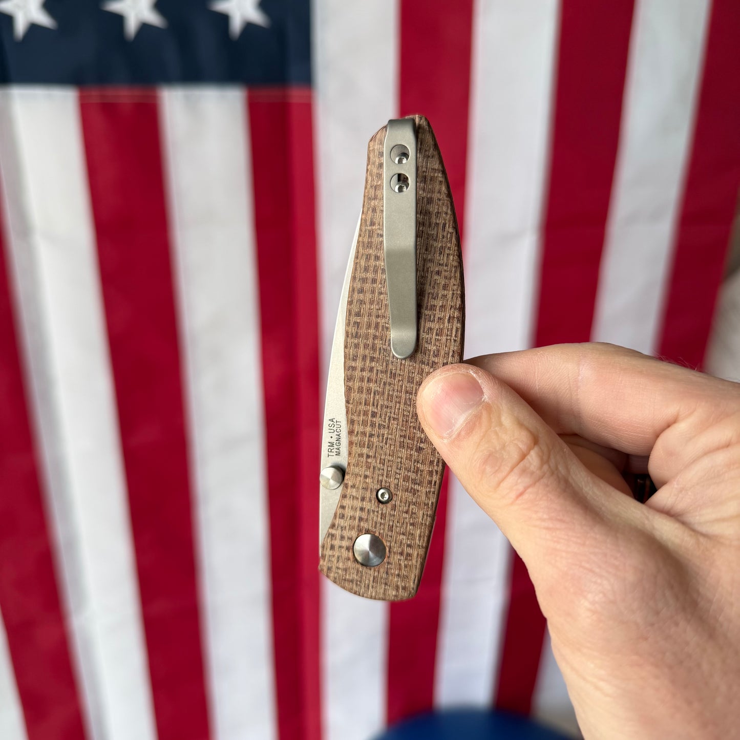 TRM ATOM LL Burlap Micarta, 3.5″ MagnaCut Blade, Made in USA