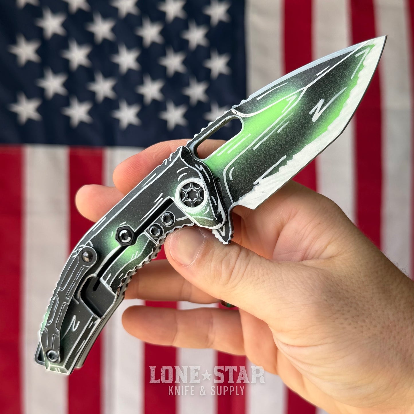 The Back Door: Heretic Medusa Manual Knife - Toxic Green Cel Shade, 3" MagnaCut Tanto, Cerakote Blade and Handle, Serial 078 - Made in USA (H010-CS-TX) (Trade In)
