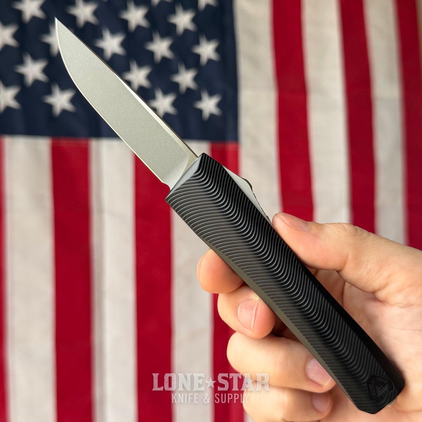 Core Edge USA 0331 Pulsar OTF Auto Knife - Black Aluminum, 3.35" MagnaCut Drop Point, Single Edge - Made in USA