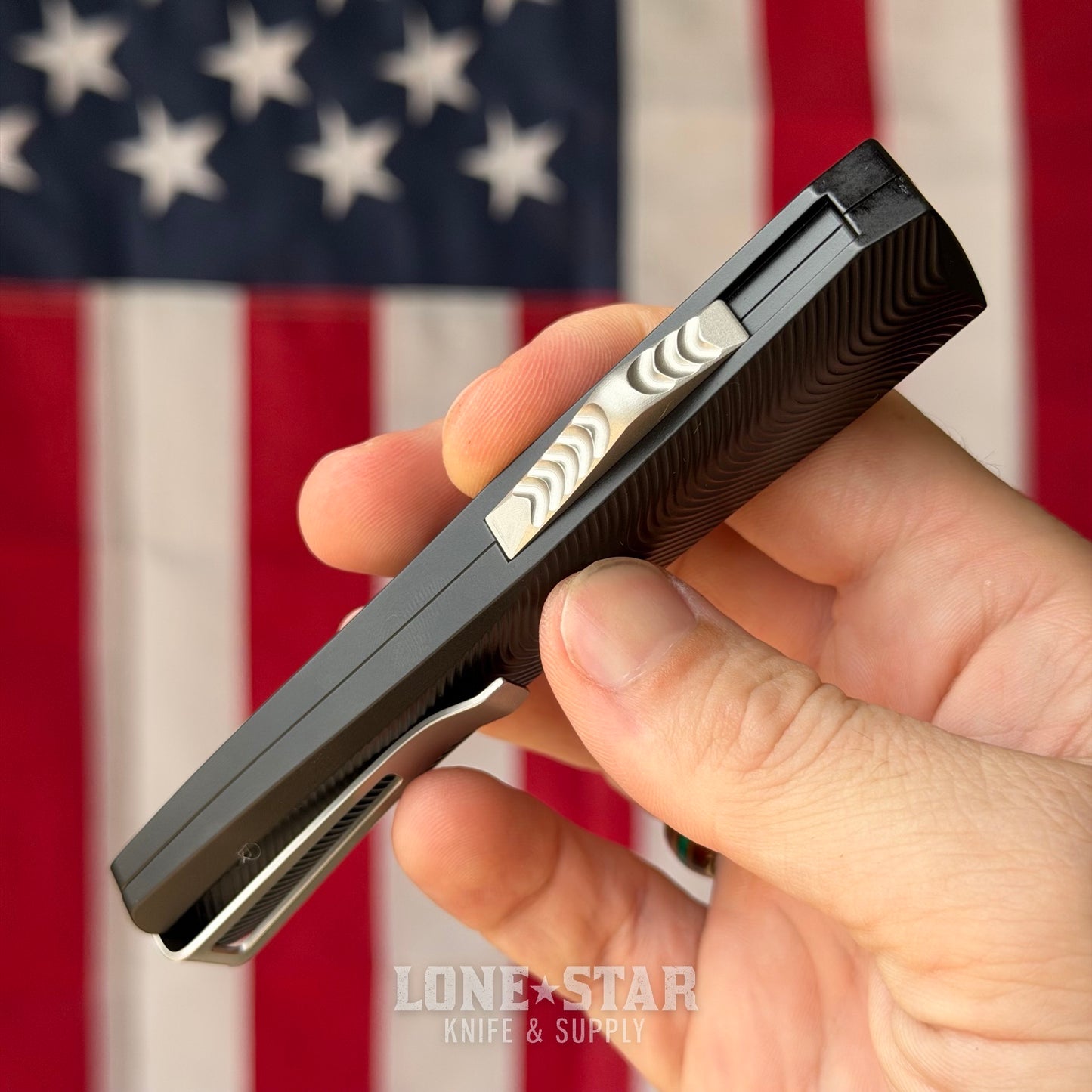 Core Edge USA 0331 Pulsar OTF Auto Knife - Black Aluminum, 3.35" MagnaCut Drop Point, Single Edge - Made in USA