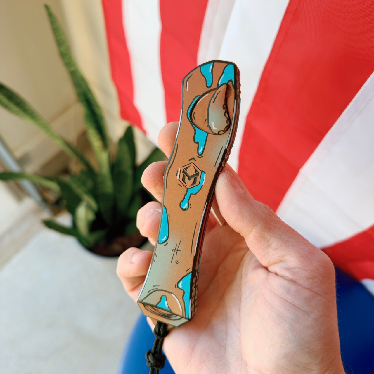 Heretic Hydra V4 RE Shipwreck Cel Shade Automatic Knife, Recurve Blade, Single-Action OTF, Made in USA (H408-CS-SHIP)