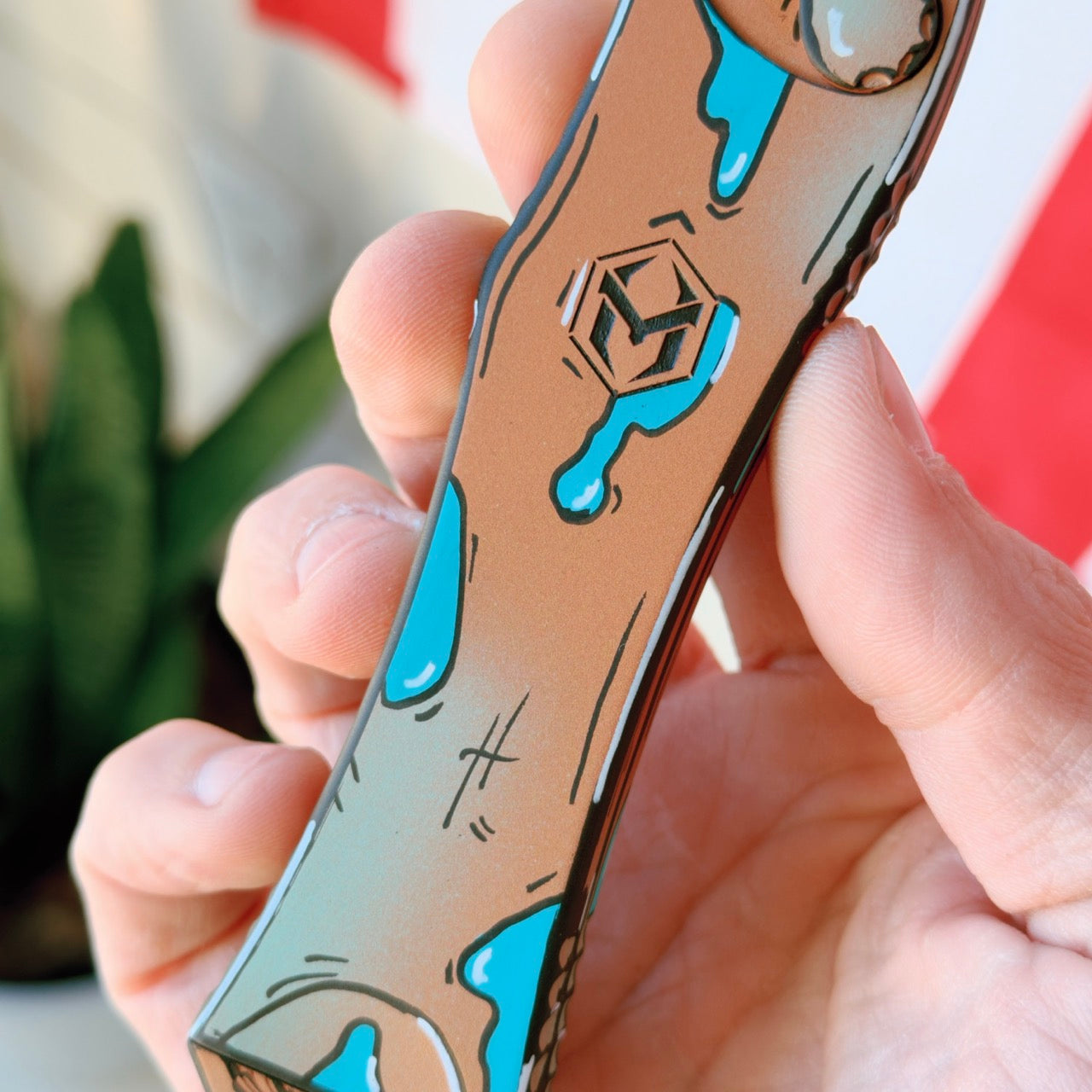 Heretic Hydra V4 RE Shipwreck Cel Shade Automatic Knife, Recurve Blade, Single-Action OTF, Made in USA (H408-CS-SHIP)