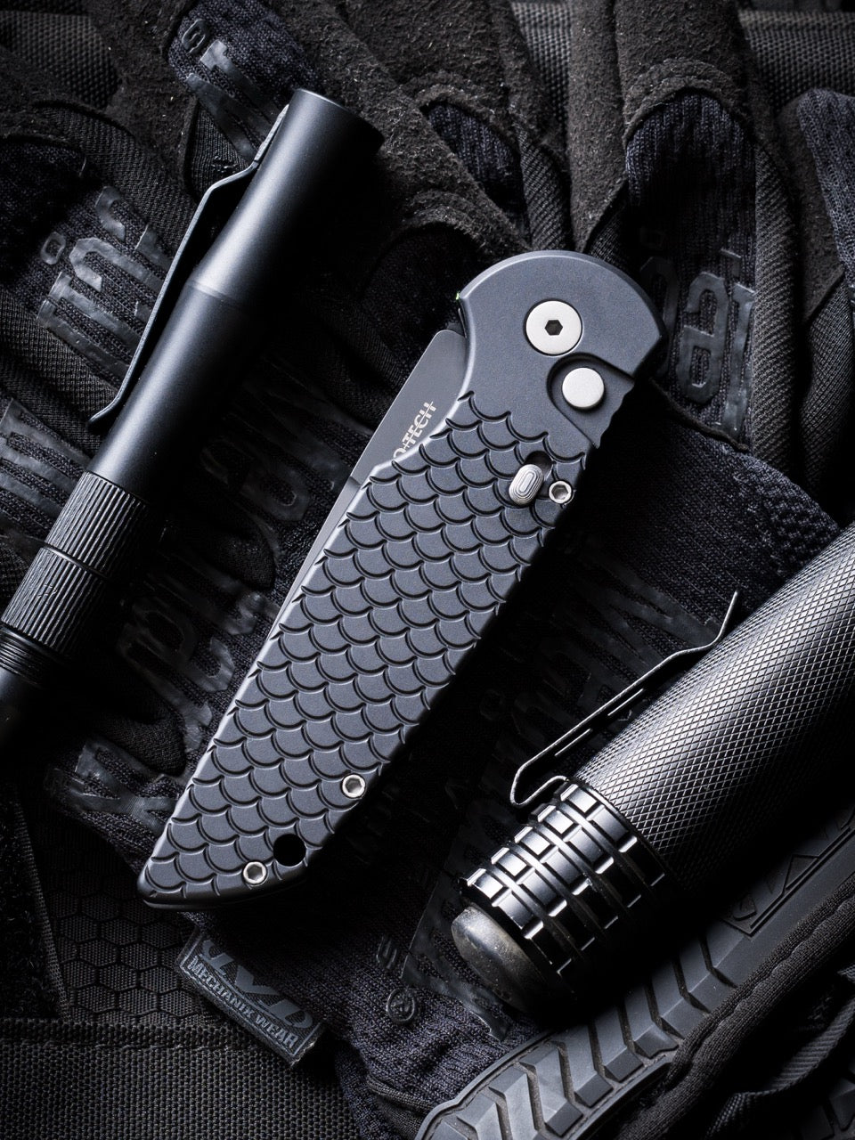 Pro-Tech TR-3 X1 Military Issue Black Fish Scale, 3.5 inch Black Clip Point Auto, Made in USA