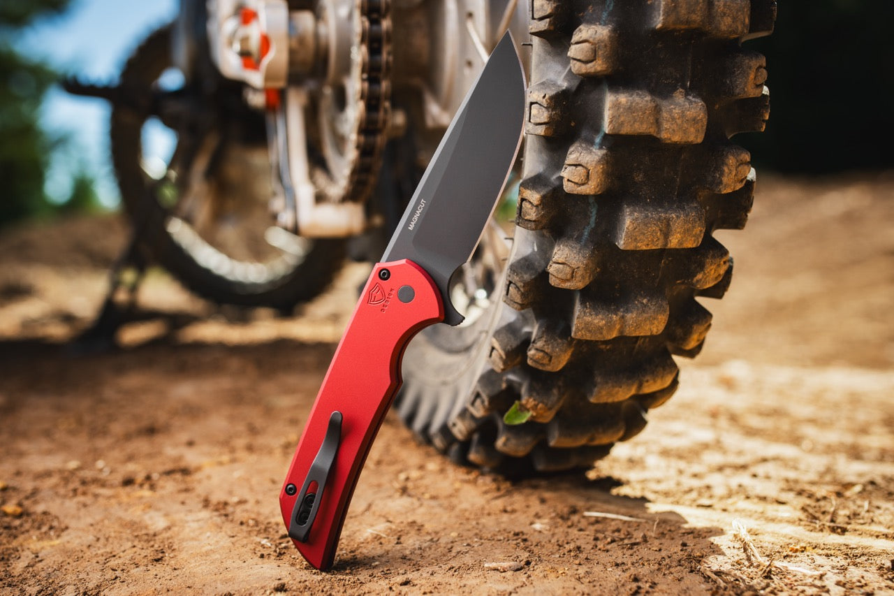 Pro-Tech Mordax - Red Aluminum, DLC CPM-MagnaCut Flipper - Made in USA (MX103-LTD Red)