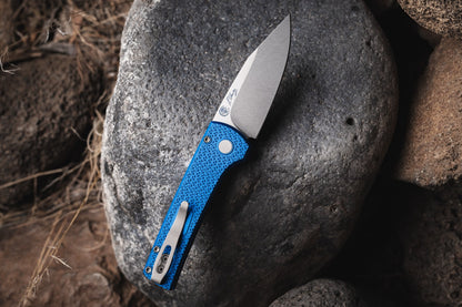Pro-Tech Scapegoat Compact Auto - Blue Aluminum, CPM-MagnaMax - Made in USA (RCS1105-Blue)