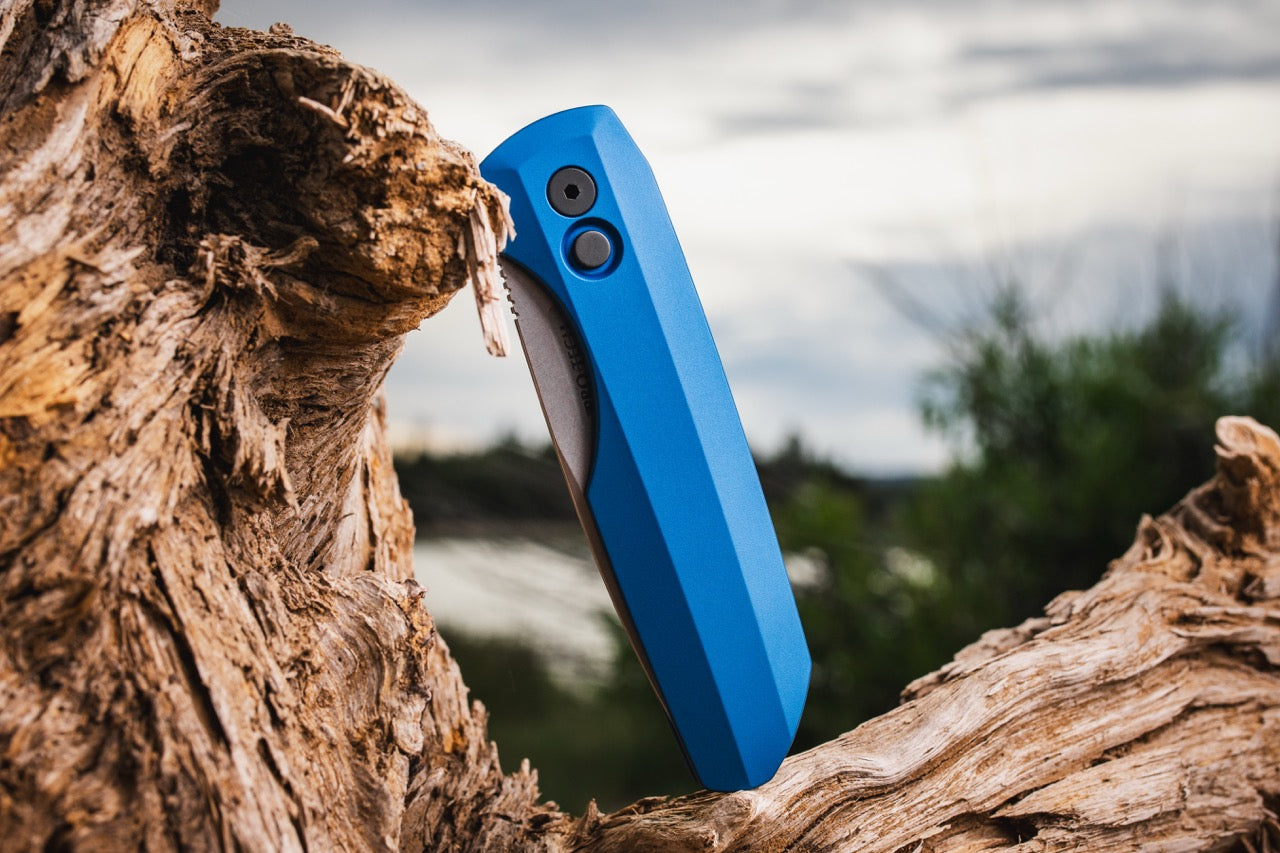 Pro-Tech Vero Synapse 2 - Blue Aluminum, CPM-MagnaMax Auto - Made in USA (VERO2101-Blue)