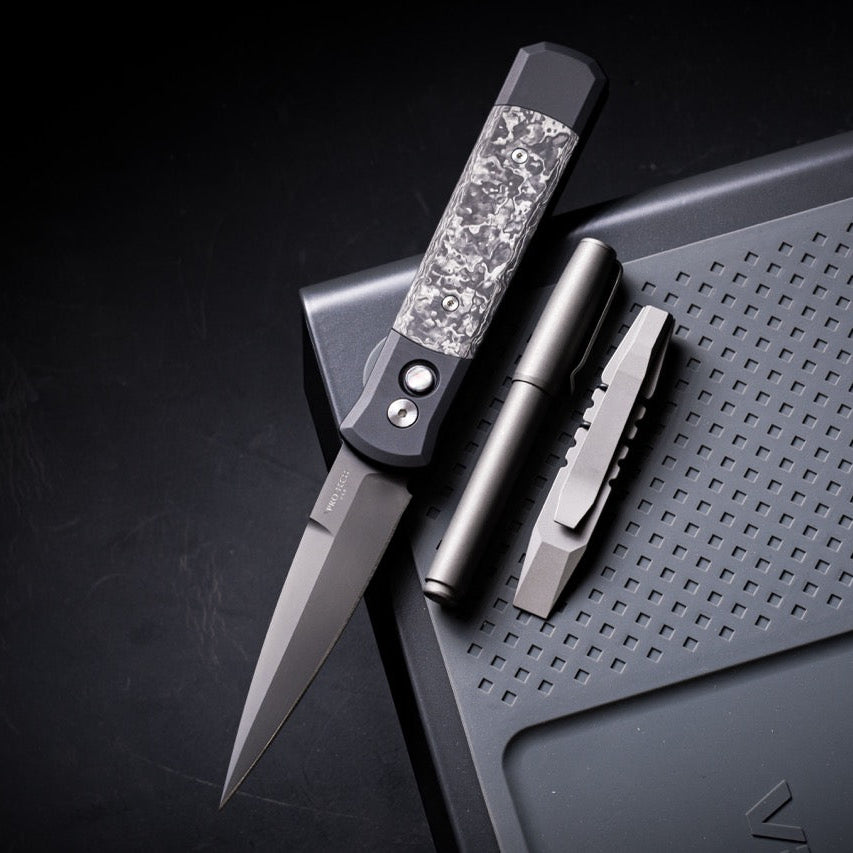Pro-Tech Godfather Auto - Black Aluminum, TechnoCarbo Carbon Fiber Inlays, DLC 154CM - Made in USA (905-LTD TC Black)