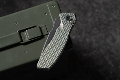 Pro-Tech Pallas Auto Custom 007, Spartan Blades Collab, 3.7" DLC MagnaCut, Lattice Textured Green and Gold Titanium, CCKS Fall 2026 - Made in USA (2026 Pallas Custom 007)