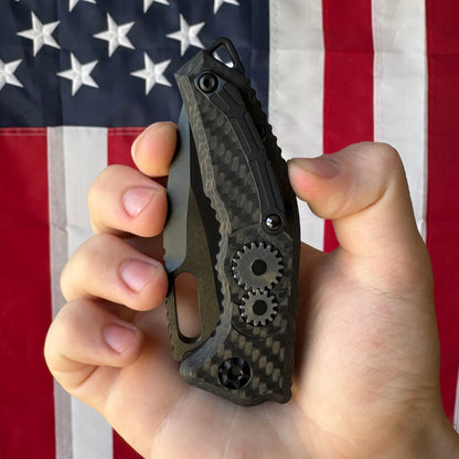 Heretic Medusa Auto - Carbon Fiber Gear Chassis, DLC Tanto Blade - Made in USA (H011-6A-CFG)