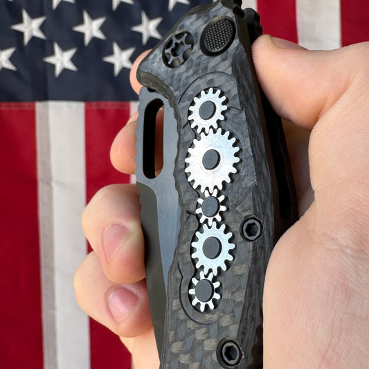 Heretic Medusa Auto - Carbon Fiber Gear Chassis, DLC Tanto Blade - Made in USA (H011-6A-CFG)