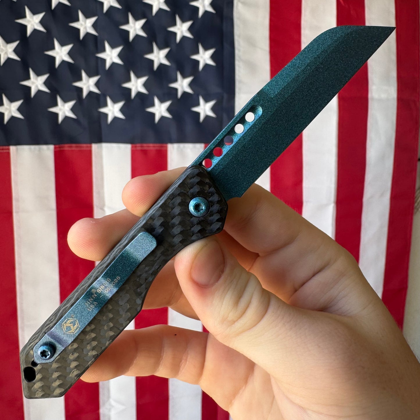 Heretic Jinn Auto - Metallic Teal Carbon Fiber, MagnaCut Wharncliffe - Made in USA (H113-MT-CF)