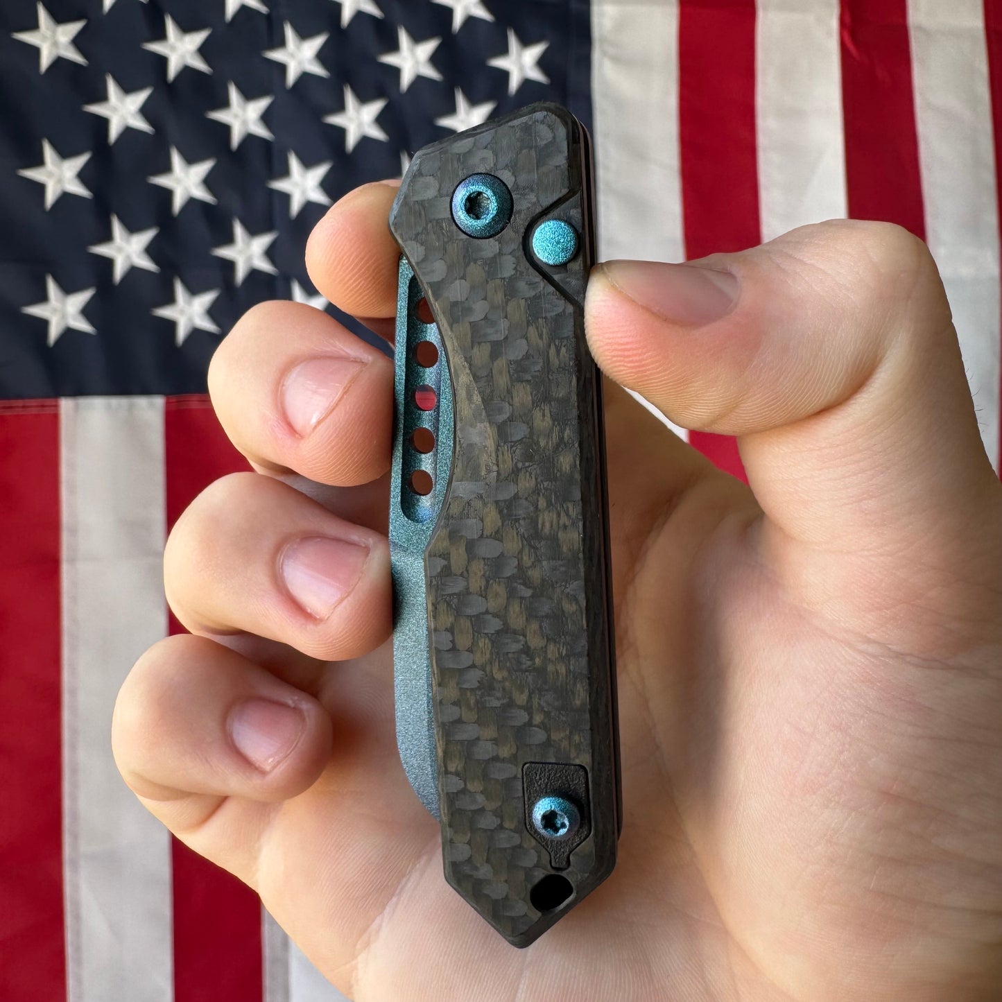 Heretic Jinn Auto - Metallic Teal Carbon Fiber, MagnaCut Wharncliffe - Made in USA (H113-MT-CF)
