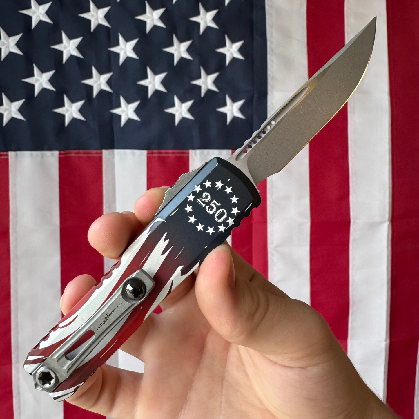 Microtech USA 250 UTX-85 Single Edge OTF - Apocalyptic M390MK - Made in USA (12314-10APS-4J250)
