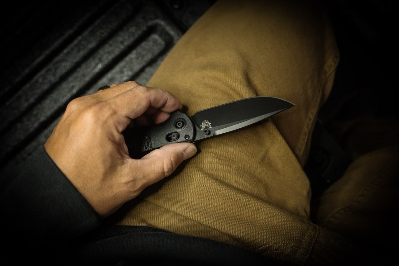 Benchmade Redoubt 3.55" AXIS Lock – Black Grivory, CPM-D2 Black Cerakote Drop Point – Made in USA (430BK-02)