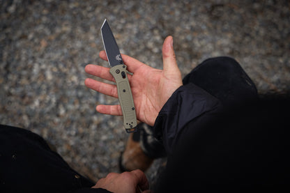 Benchmade Bailout 3.38" Tanto AXIS Lock – Ranger Green Grivory, CPM-S30V Black Cerakote – Made in USA (537BK-06)