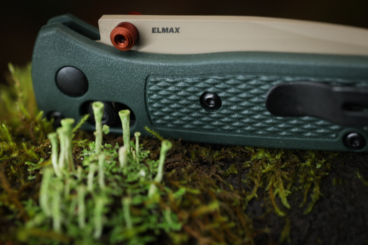 The Back Door: Benchmade Mini Bugout®, Taiga Green Grivory Handle, Tan ELMAX Blade, 2.82″, Made in USA (533TN-2601) (Return)