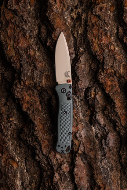 The Back Door: Benchmade Mini Bugout®, Taiga Green Grivory Handle, Tan ELMAX Blade, 2.82″, Made in USA (533TN-2601) (Return)