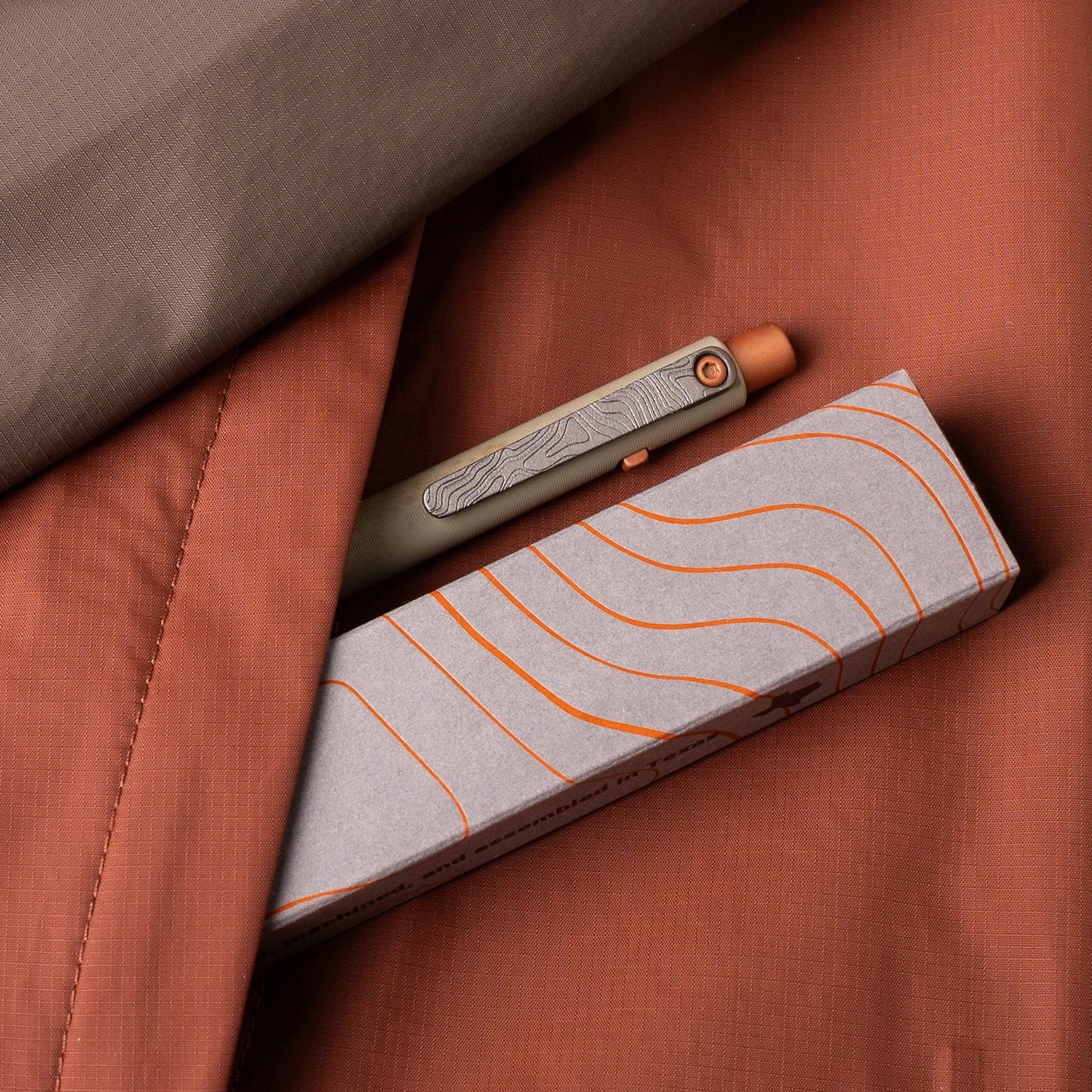 Tactile Turn Off Grid Side Click Pen – Standard 5.6", Titanium, Sand Cerakote, Copper Accents – Seasonal Release – Made in USA