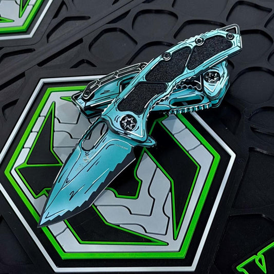 Heretic Medusa Manual 3.25" Recurve – Turquoise Cel Shade, MagnaCut, Frame Lock – Made in USA (H010-CS-TQ)